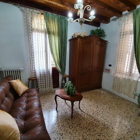 Alloggi Rivetta 3* Venetië