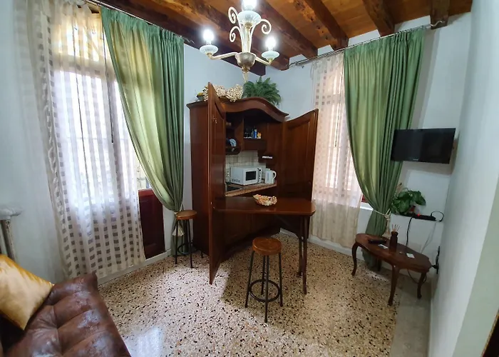 Pensión Alloggi Rivetta 3*
