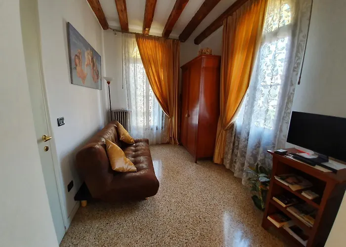 Alloggi Rivetta 3*