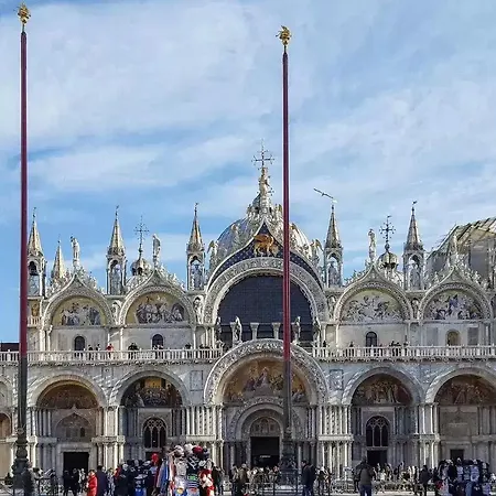 بيت ضيافة Alloggi Rivetta 3*