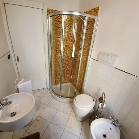 Alloggi Rivetta بيت ضيافة البندقية